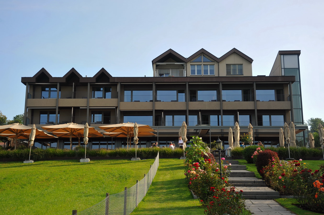 Seehotel Sonne am Sempachersee: Aussenansicht Seehotel Sonne am Sempachersee: Aussenansicht